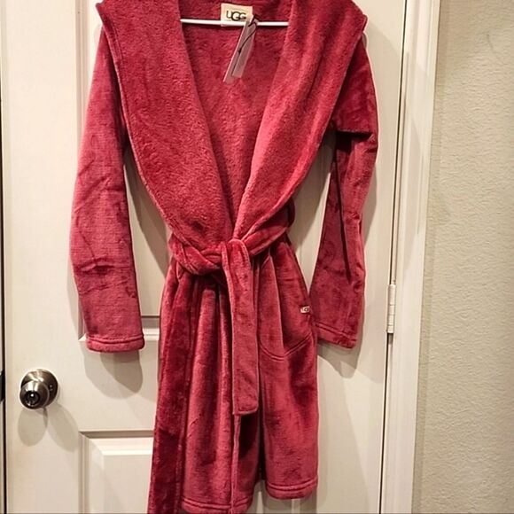 Ugg Miranda Robe- Dorm - Picture 5 of 6